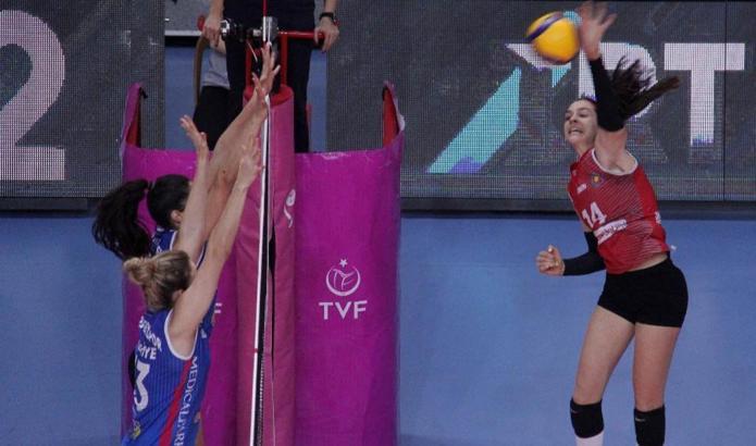 Nilüfer Belediyespor-Atlasglobal Yeşilyurt maç sonucu: 3-0