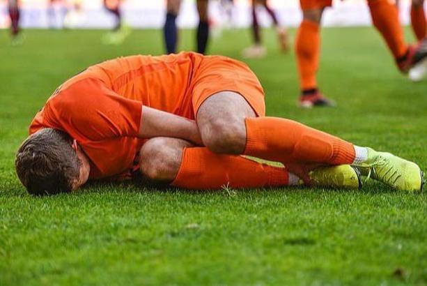 Rakibinin penisini ısırdı 5 yıl ceza aldı!