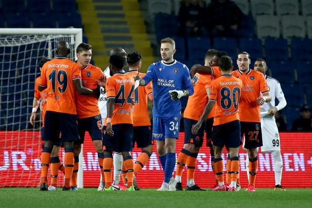Başakşehir yenilmezlik serisini 11 maça yükseltti
