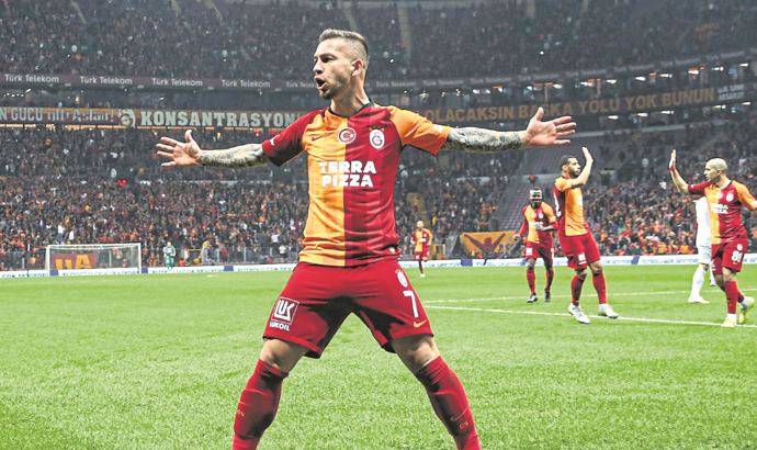 Falcao mu, Adem Büyük mü? Fatih Terim'den flaş karar!