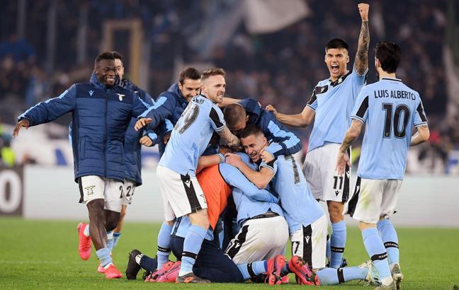Lazio efsanesi geri döndü!