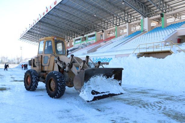 Sivas Belediyespor - Ankara Demirspor maçı ertelendi