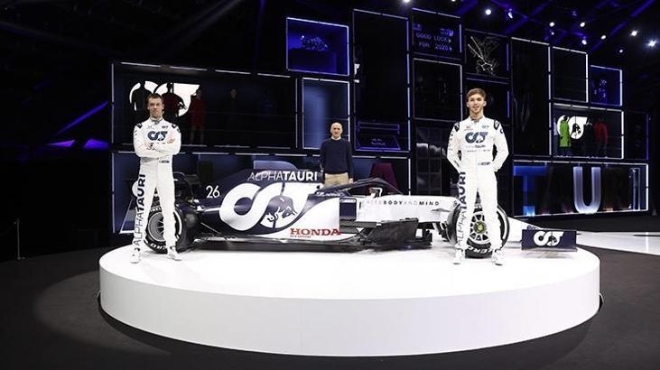 Formula 1'in yeni takımı tanıtıldı! Scuderia AlphaTauri Honda..