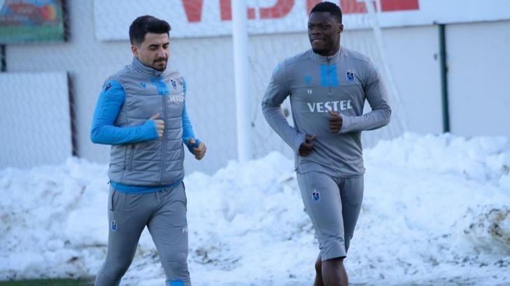 Trabzonspor'da Ekuban düz koşulara başladı