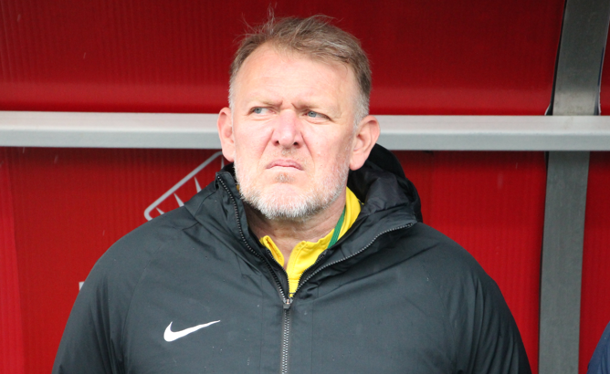 Robert Prosinecki: Sahada birbiri için savaşan oyuncularımı gördüm