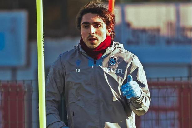 Son dakika! Trabzonspor'un yıldızı Abdülkadir Ömür geri döndü
