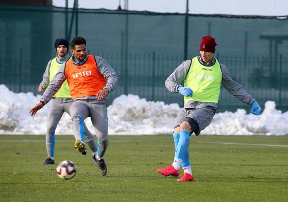 Trabzonspor 3 eksikle Erzurumspor maçı hazırlıklarını sürdürdü