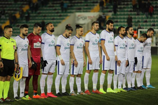 Menemenspor'dan iç saha ve dış sahada bambaşka kimlik