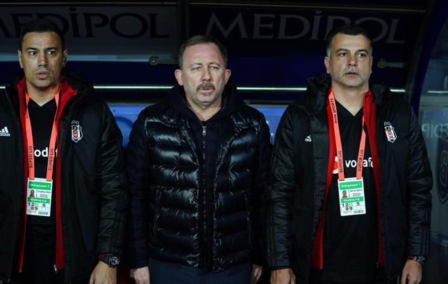 Beşiktaş Sergen Yalçın yönetiminde ilk kez yenildi