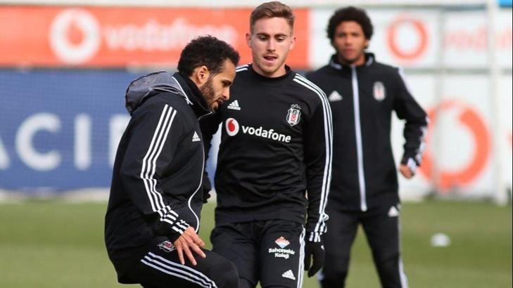Beşiktaş'ta Douglas, ilk 11'e ısınıyor