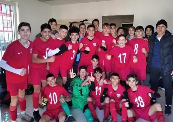 Kepez'in U-15 Takımı'ndan 6'ncı galibiyet