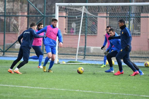 Ankaragücü, Fenerbahçe maçının hazırlıklarına başladı