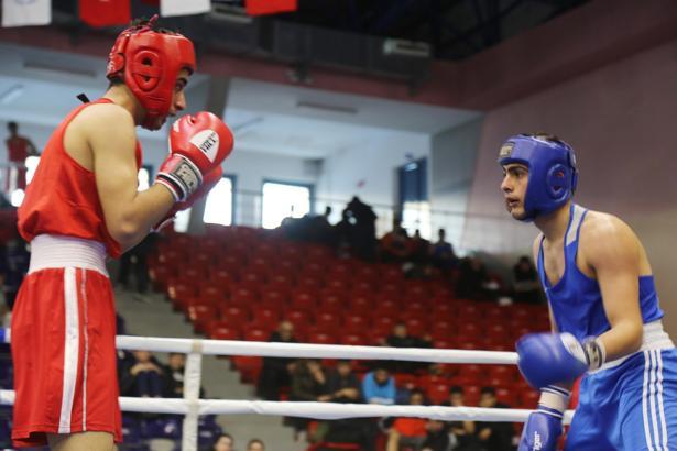 Genç Erkekler Türkiye Boks Şampiyonası başladı