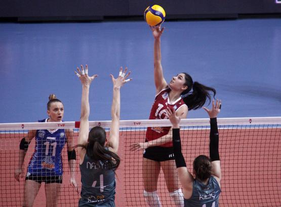 Nilüfer Belediyespor-PTT maç sonucu: 3-1