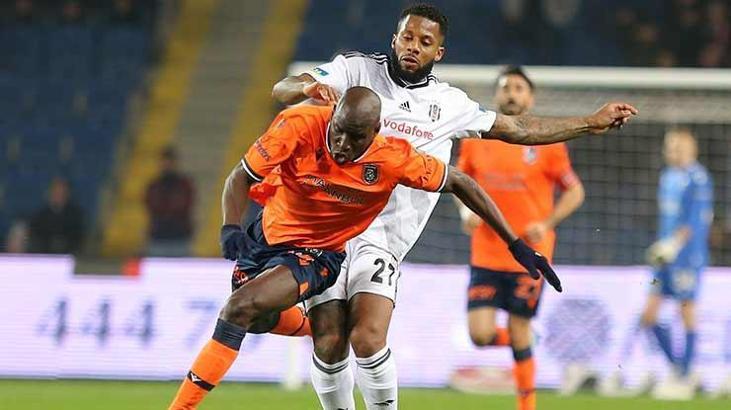 Demba Ba eski takımını boş geçmedi