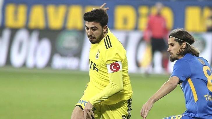 Fenerbahçe'de kaptanlık toplantısı! Ozan Tufan...