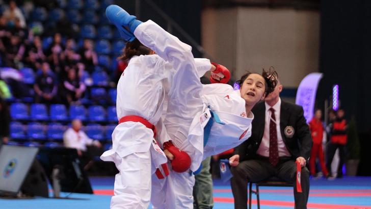 Ümit, Genç ve 21 Yaş Altı Avrupa Karate Şampiyonası'nın ilk gününde millilerden 6 madalya