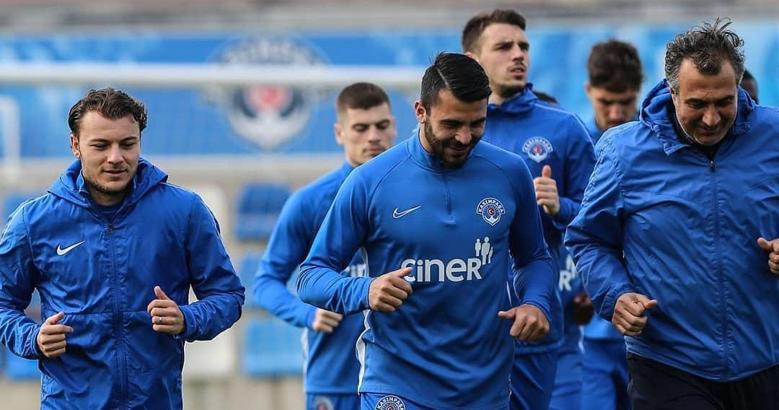 Kasımpaşa'da Galatasaray maçı hazırlıkları başladı