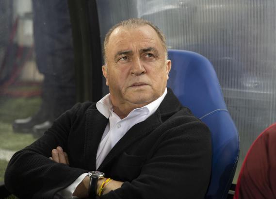 Galatasaray transferin son gününde büyük risk aldı!
