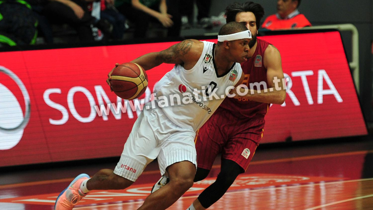 Beşiktaş - Galatasaray maç sonucu: 74-68