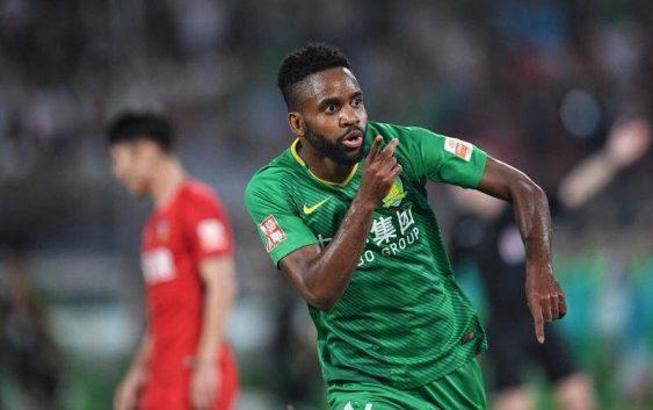 Barcelona'nın kapısından dönen Bakambu'dan esprili paylaşım
