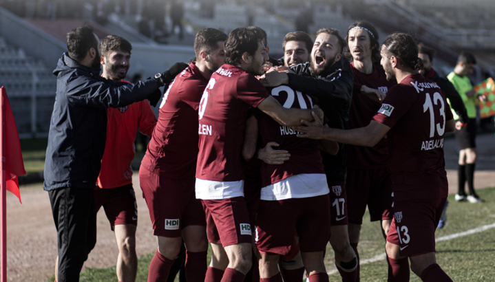 Bandırmaspor zirve takibini sürdürdü