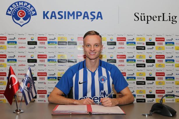 Kasımpaşa, Florent Hadergjonaj'ı kadrosuna kattı