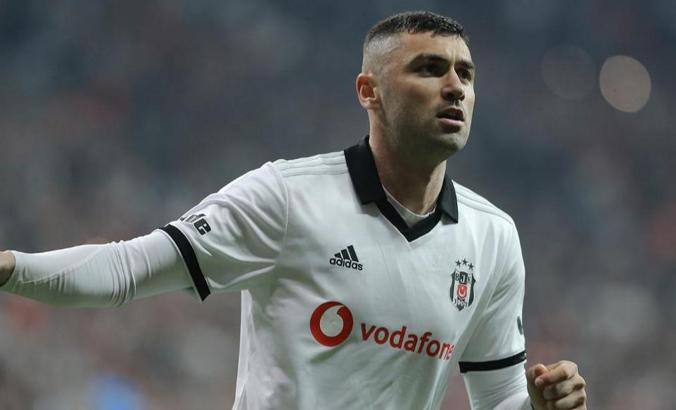 Lecce Burak Yılmaz'ın formasını hazırladı!