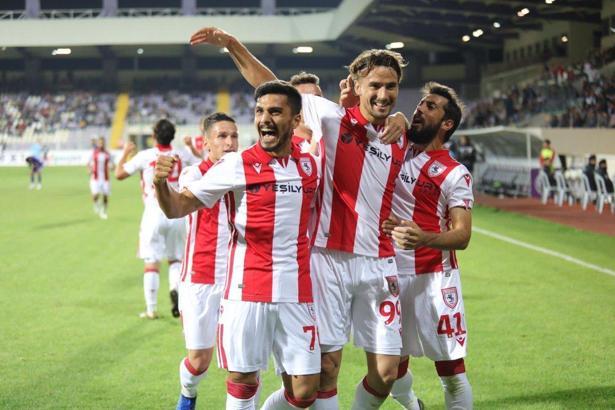 Türkiye profesyonel liglerinin en golcüsü Bahattin Köse
