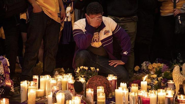 Hayranları Kobe Bryant'ın yasını tutuyor