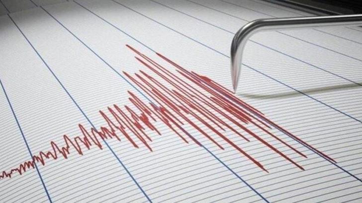 Son dakika: Manisa'da deprem, İstanbul ve İzmir'de hissedildi!
