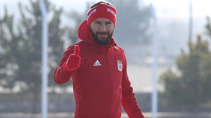 Yasin Öztekin: “Takıma katkı sağlamak istiyorum”