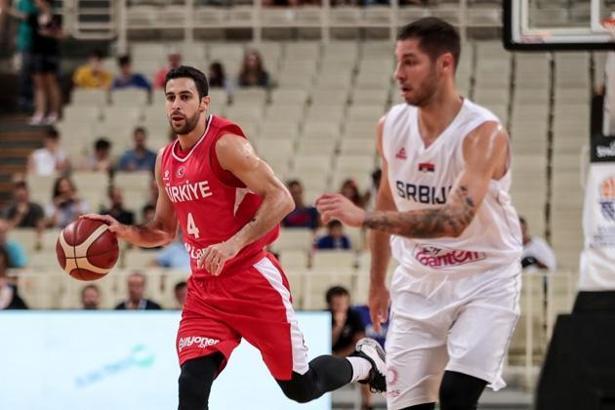 A Erkek Milli Takımımız Sırbistan'a kaybetti: 87-72