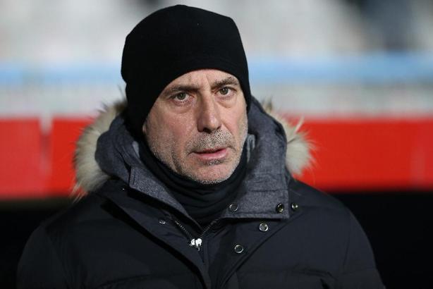 Beşiktaş'ta Abdullah Avcı zirvesi! Yönetim ikiye bölündü