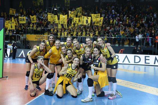 VakıfBank-Nova KBM Branik maç sonucu: 3-0