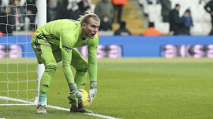 Loris Karius'a sahaya çıkar çıkmaz büyük şok!
