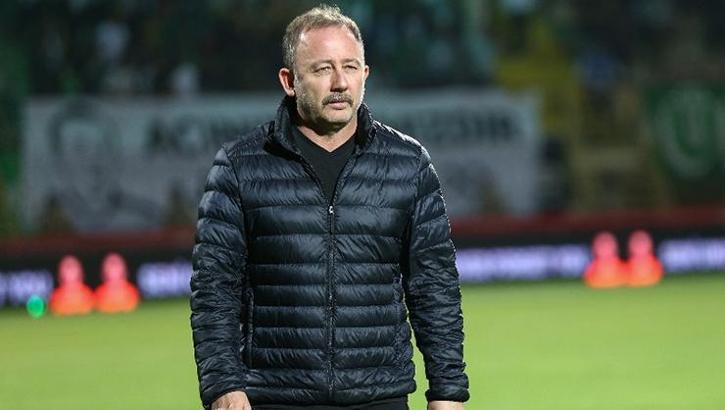 Beşiktaş'ta Sergen Yalçın sesleri!