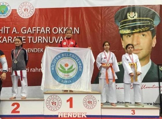 Nilüferli karatecilerden 11 madalya