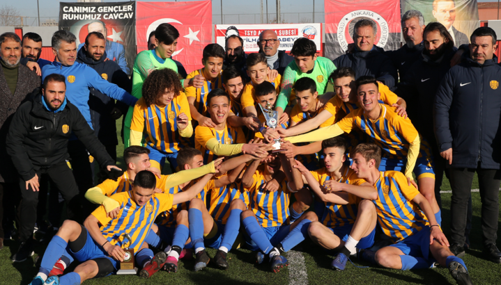 İlhan Ağabey Futbol Turnuvası'nda şampiyon Ankaragücü