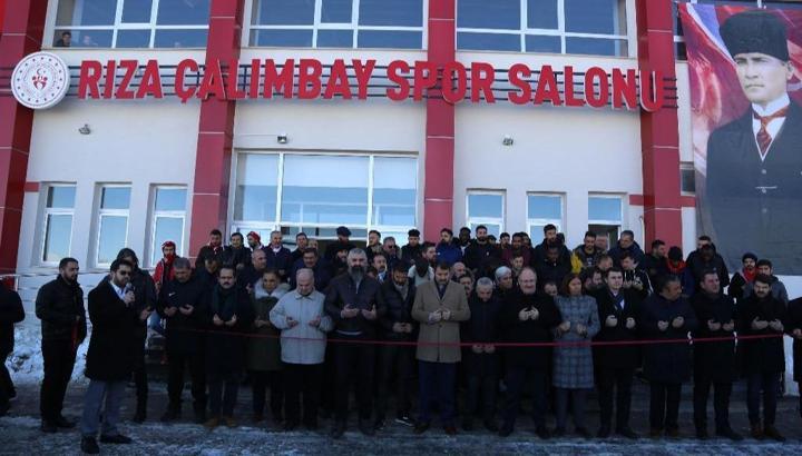Rıza Çalımbay Spor Salonu, Sivas'ta açıldı
