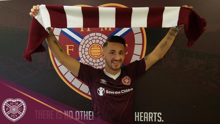 Trabzonspor'un gönderdiği Donis Avdijaj Hearst'ta