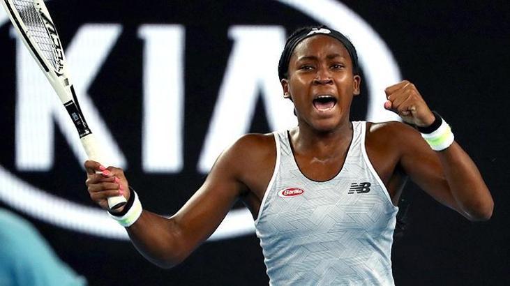 Avustralya Açık'ta 15 yaşındaki Coco Gauff, Venus Williams'ı ilk turda eledi