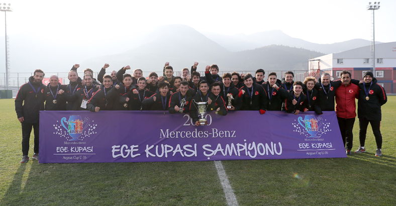 21. Mercedes-Benz Ege Kupası'nda şampiyon Türkiye