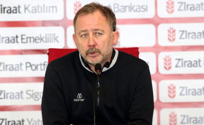 Son dakika! Beşiktaş'ta Sergen Yalçın gelişmesi