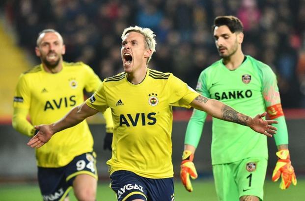 Fenerbahçeli Max Kruse'ye 3 transfer teklifi