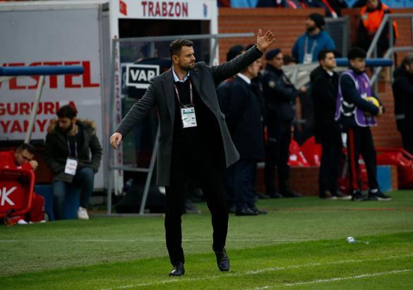 Hüseyin Çimşir: Rakibin 10 kişi kalması bizim için maçın bittiği yer oldu