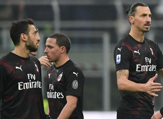 Hakan Çalhanoğlu: İbrahimovic'in Türkçe konuşmasına çok şaşırdım