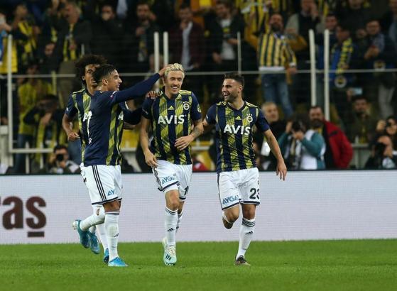 Max Kruse için Fenerbahçe'ye 5 milyon Euro