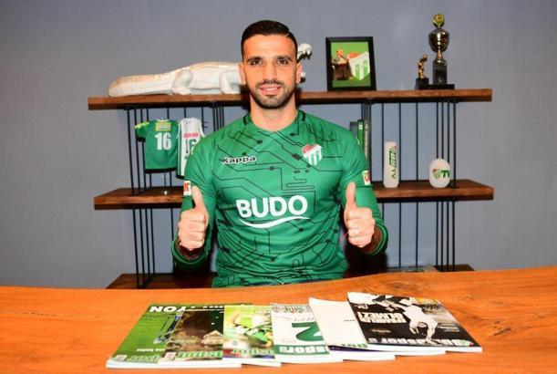 Bursaspor, Emrullah Şalk'ı transfer etti