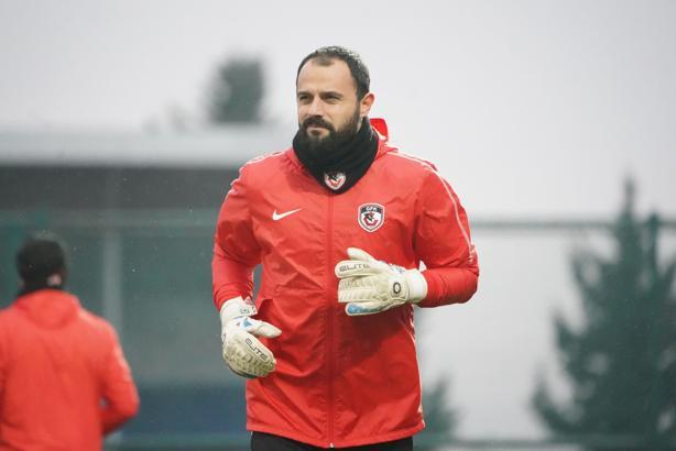 Gaziantep FK'da yeni transfer Haydar Yılmaz ilk antrenmanına çıktı